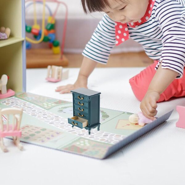 Mini Mobiletto Blu per Casa delle Bambole in Plastica Robusta e Compatta 5,5x3,7x2,2 cm