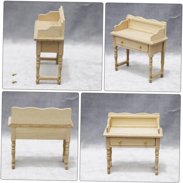 Mini Scrivania in Legno Beige per Casa delle Bambole - Tavolo Semicircolare da Ufficio