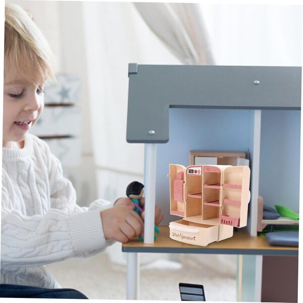 Beigefarbener Miniatur-Spielzeugkühlschrank für Puppenhaus, 7,3 x 6 x 12 cm