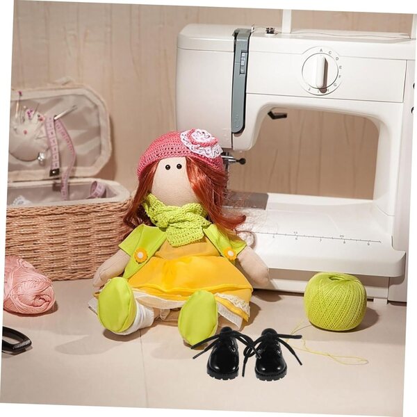 Miniatur-Schuhe aus schwarzem Kunstleder für Puppen 15–20 cm – VICASKY