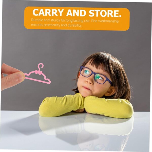 Gatuida 100 Mini Cintres Rosa Plastica per Bambole e Miniature 5,5x3,2 cm