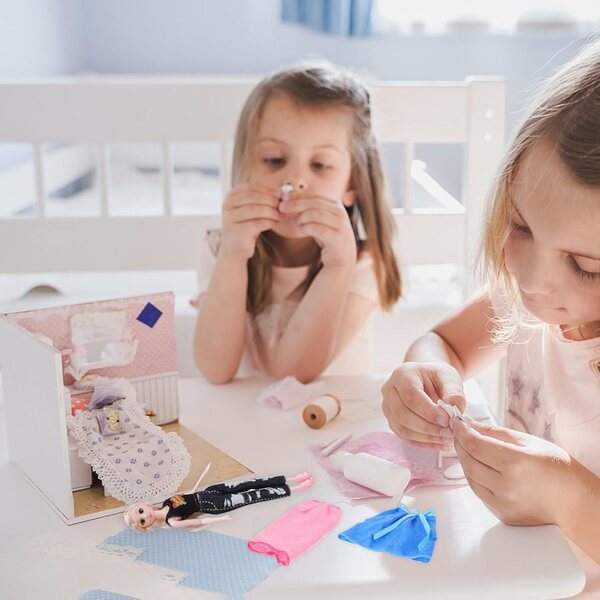 Gatuida Set mit 5 Miniatur-Kleidungsstücken für Puppen, weicher Stoff und elegantes Design