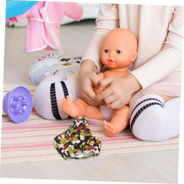Set mit 4 Puppen-Slips aus elastischem Stoff – Dessous-Zubehör für Puppenhäuser