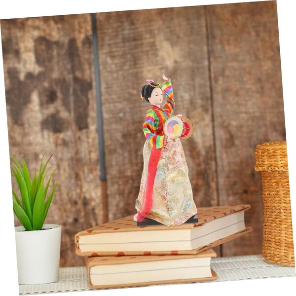Bambola Hanbok coreana fatta a mano in seta - Miniatura tradizionale per la decorazione d'interni