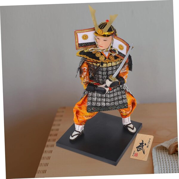 bambole Samouraï Japonaise in Legno e Tessuto - Decorazione Tradizionale Elegante