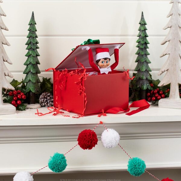 Elf On The Shelf Mädchenpuppe auf Deutsch – Zauberhaftes Weihnachtsspielzeug