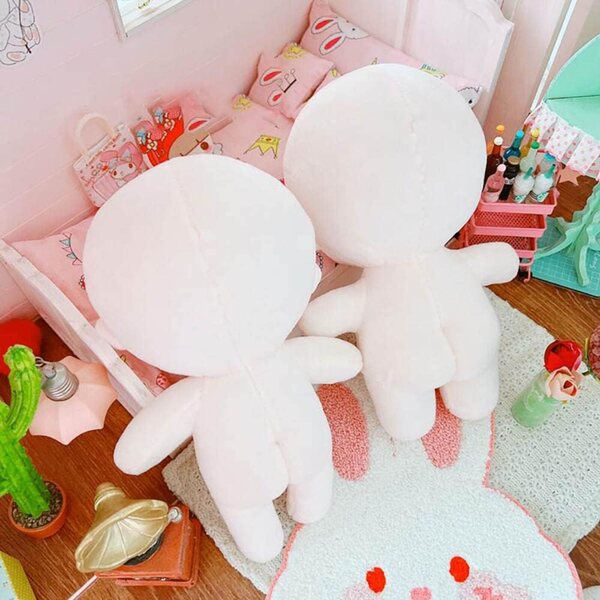 niannyyhouse Peluche 20 cm avec broderie, corps nu et vêtements brillants
