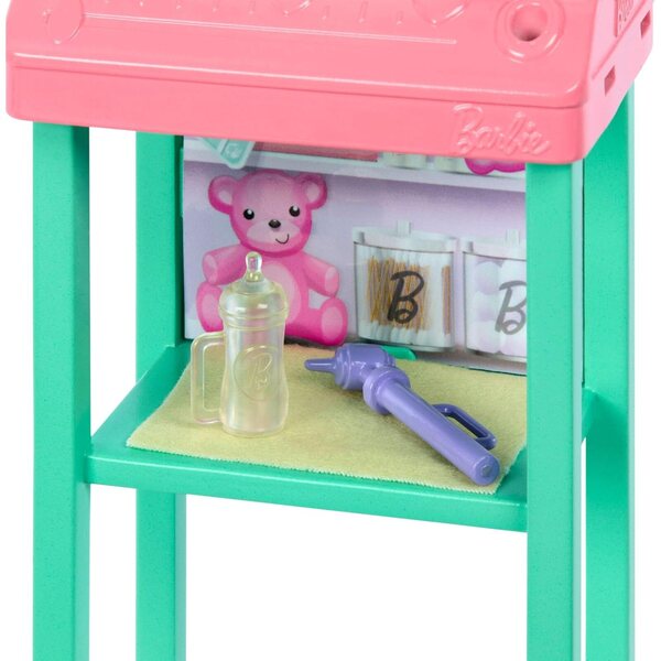 Barbie Baby Doctor mit Baby- und medizinischem Zubehör, Kinderarzt-Rollenspielset