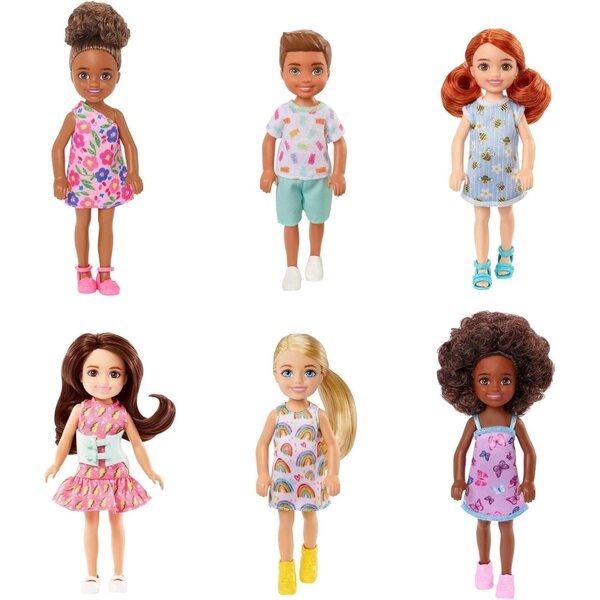 Barbie Chelsea mit roten Haaren und Bienenkleid, kreative Spiele für Kinder ab 3 Jahren