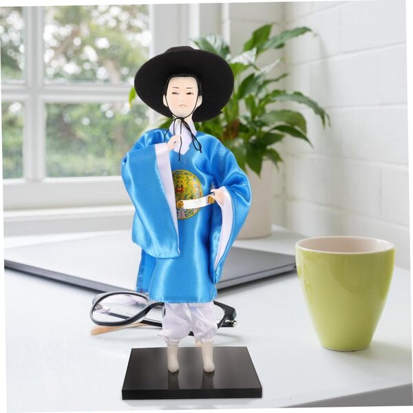 Figurina Decorativa Hanbok Coreano Tradizionale in Tessuto, Artigianato Artistico Unico