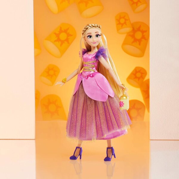 Raiponce Disney Princess 30 cm Schaufensterpuppen mit detailliertem lila Kleid