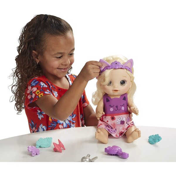 Baby Alive Magic Bangs Interaktive blonde Puppe mit mitwachsendem Pony und Zubehör