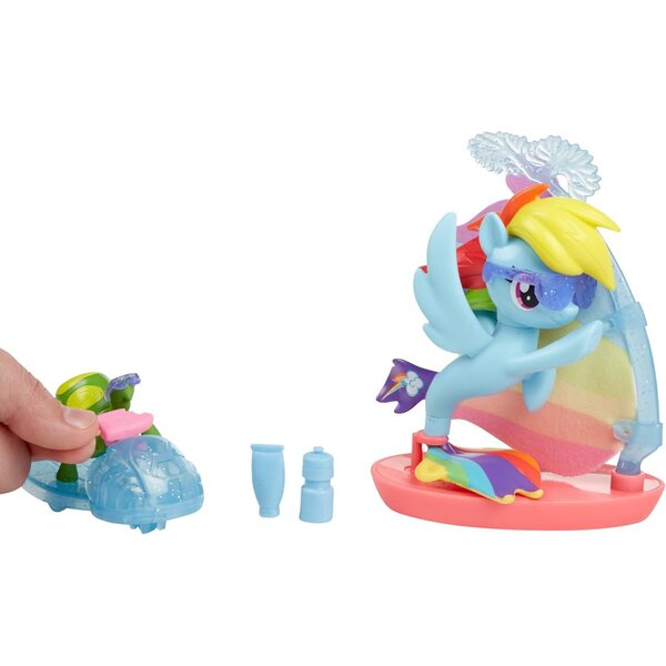 My Little Pony Rainbow Dash Modepuppen mit Strandzubehör und Fahrzeugen