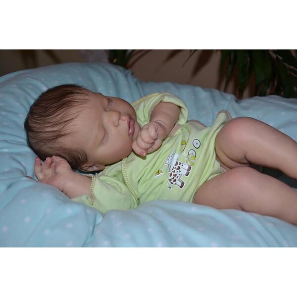 Anano Realistische 55 cm große Silikon-Rebornpuppe + Zubehör im Lieferumfang enthalten