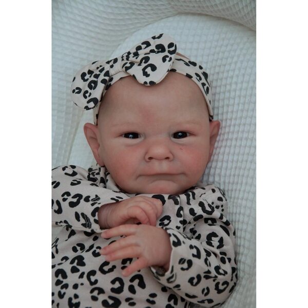 Anano Reborn Baby Boy Puppe 48 cm. Realistisches Silikon mit weichem Körper und gezeichneten Adern