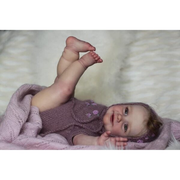 Reborn-Puppe Anano 61 cm aus realistischem Silikon mit Adern und Zubehör