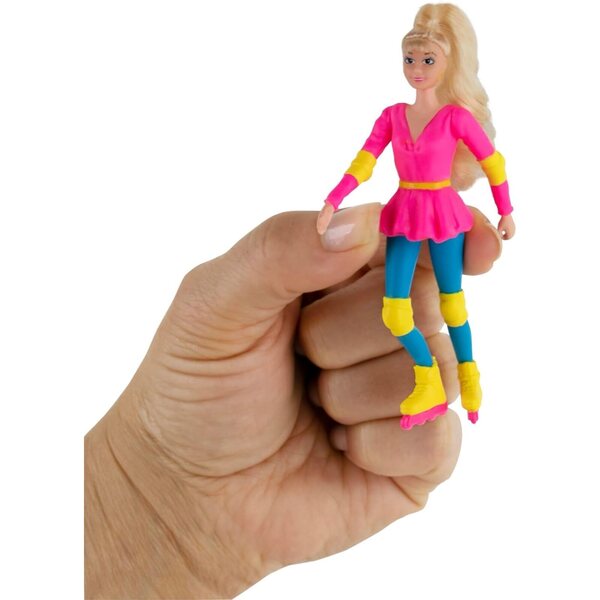 Die kleinste Barbie der Welt, 8,9 cm – Set mit 2 Mini-Barbie-Rollerblades und Cowgirls
