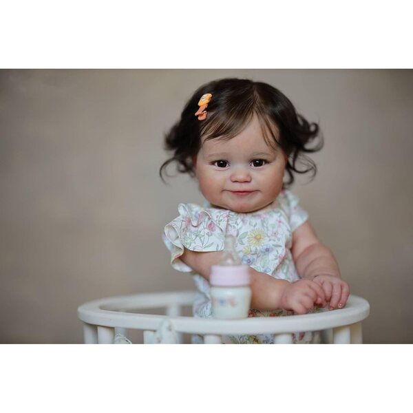 Maddie Reborn Baby Doll 60 cm Realistisches Silikon mit Kleidung und Accessoires