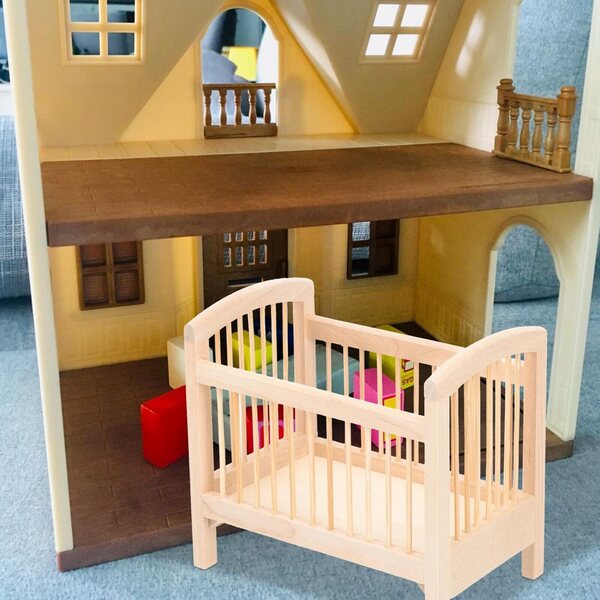 1/12 Miniatur-Holzwiege für Puppen, Dekoration und multifunktionales Spielzeug