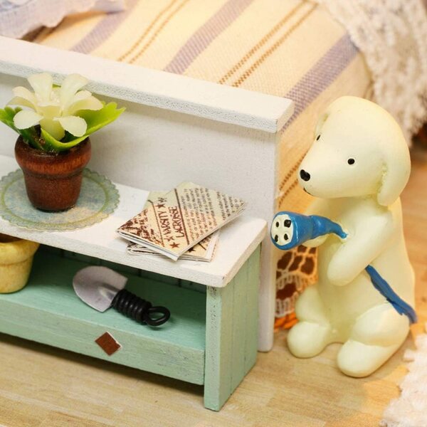DIY-Puppenhaus aus Holz: DIY-Dekorationsset für kreative Kinder