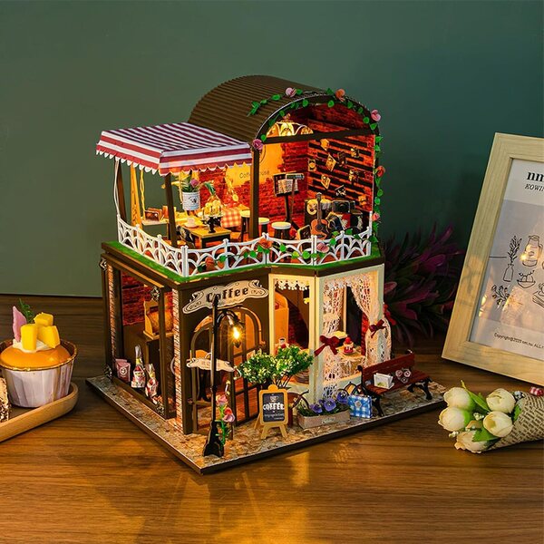 Kit Miniatura Casa in Legno - Mini Caffè Europeo da Costruire, Decorazione e Regalo