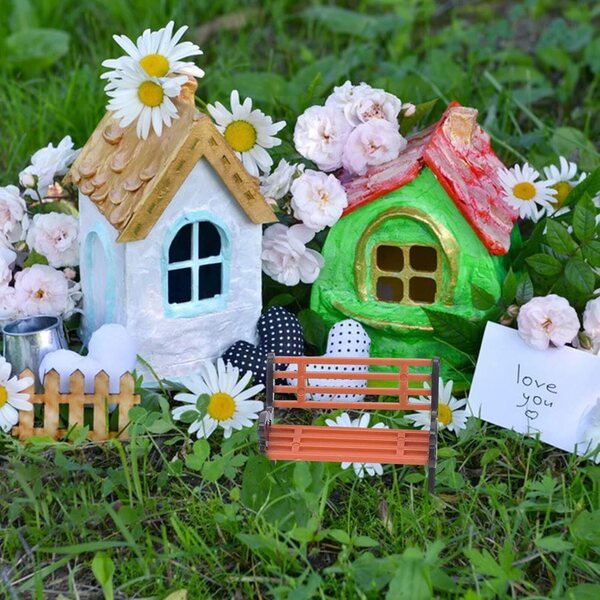 2 Miniaturbänke für Puppenhaus, Weihnachten und Dorf – Kunststoffzubehör