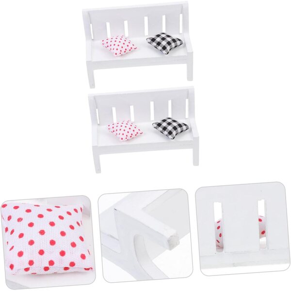 Set 2 Mini Banchi Decorativi Bianchi in Legno con Cuscino per Casa delle Bambole
