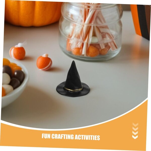 Set mit 72 Mini-Hüten aus schwarzem Kunststoff für selbstgemachte Halloween-Dekorationen