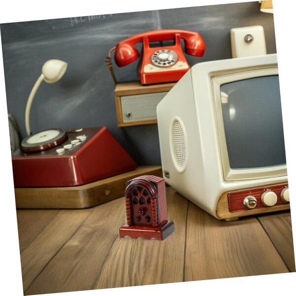 Radio Miniatura in Legno 1:12 per Casa delle Bambole - Accessorio Vintage Retrò