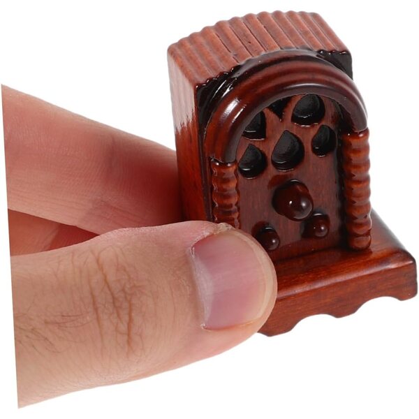 Radio Miniatura Vintage in Legno per Casa di Bambole - Scala 1:12, Decorazione Retrò