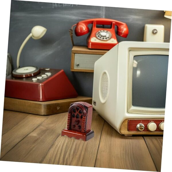 Retro-Miniaturradio aus Holz für Puppenhäuser – dekoratives Accessoire 1:12