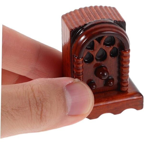 Vintage-Miniaturradio aus Holz 1:12 für Puppenhäuser und Retro-Dekorationen