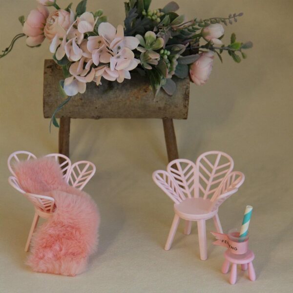Sedia Miniatura 1:12 Fiore in Resina per Casetta delle Bambole Rosa Decorativa