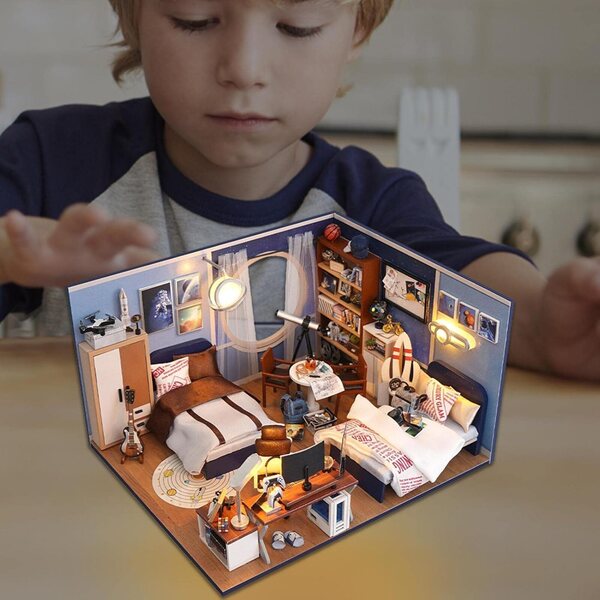 Kit Casa di Bambole in Legno Fai da Te con LED e Mobili | Sollee Miniatura Decorativa