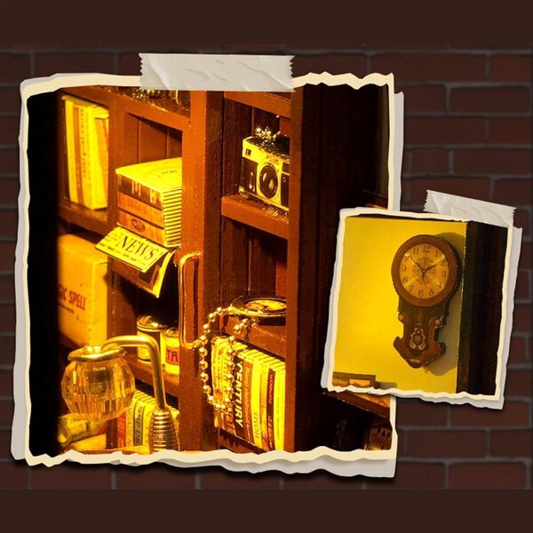 Kit Miniatura Casa delle Bambole Qikam Book Nook in Legno - Decorazione Artistica e Funzionale