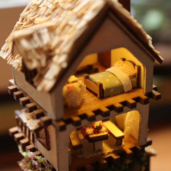 Restokki Kit Casa delle Bambole in Legno e Vetro con Mobili, 14 cm, DIY creativo