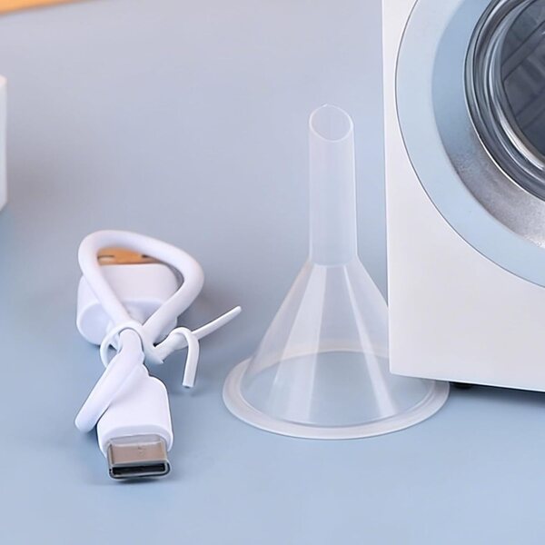 1:12 PVC-Mini-Waschmaschine mit zu öffnendem Deckel und rotierender Trommel, Lernspielzeug