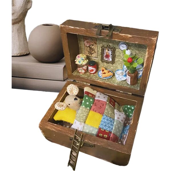 Kit Casa Miniatura in Legno con Animali in Peluche - Decorazione Artigianale 12x5x7 cm