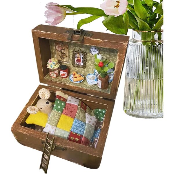 Kit Casa Miniatura in Legno con Animali in Peluche - Decorazione Artigianale 12x5x7 cm