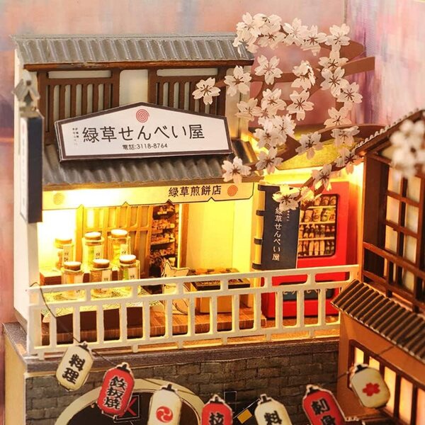 DIY-Miniatur-Puppenhaus-Bausatz mit detaillierten Möbeln und Zubehör