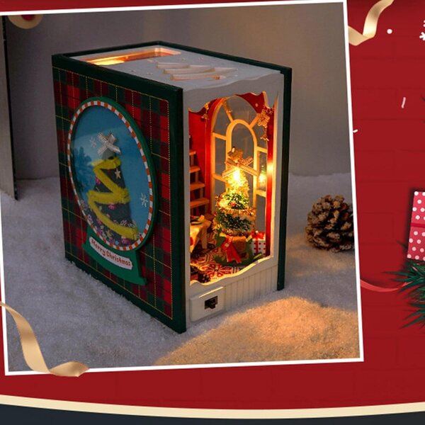 Book Nook Decorativo Natalizio con LED, Miniatura in Legno per Libreria 13,5x9x15 cm