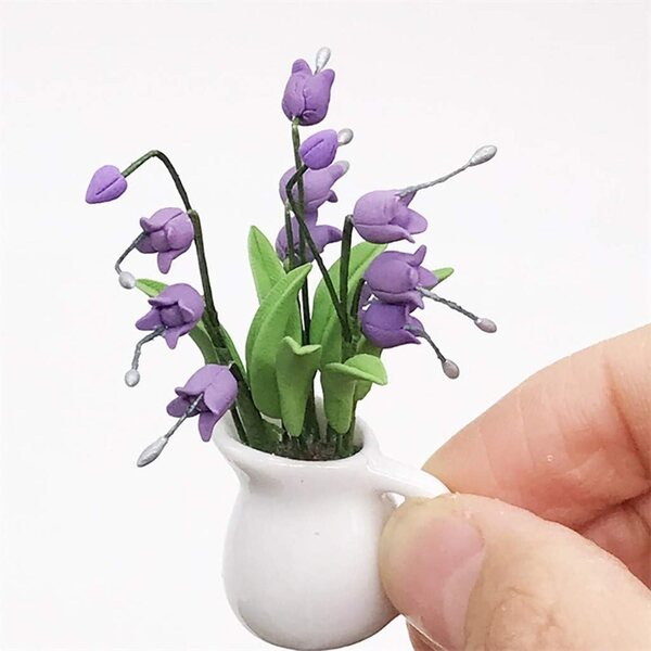 Mini Casa delle Bambole Momola con Pianta Verde Rosa in Vaso Viola - Accessorio Giardino Fata
