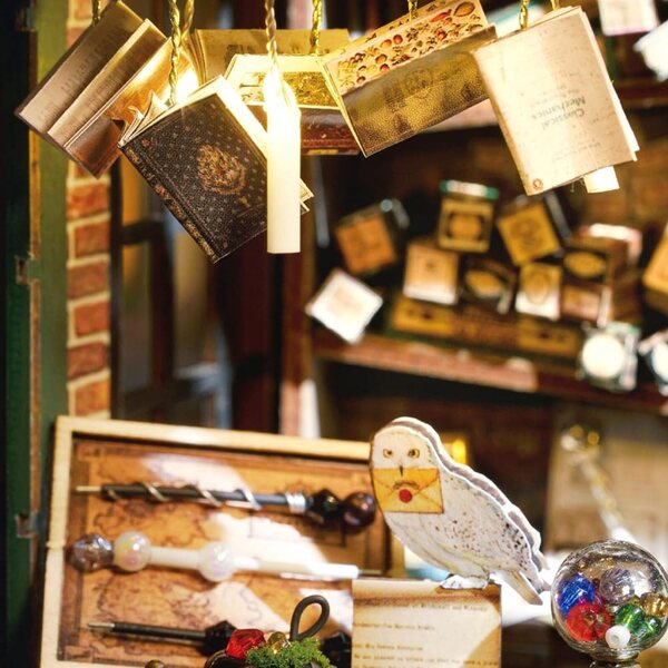 CUTEBEE Kit casa delle bambole in legno fai-da-te, casa magica miniatura creativa
