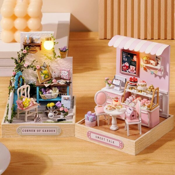 Kit casa delle bambole in miniatura 1:24 TuKIIE da montare con mobili e LED