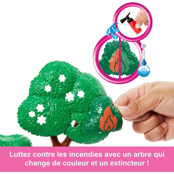 Barbie Pompière con Caserma, Dalmatian e Accessori Interattivi per Bambini 3+