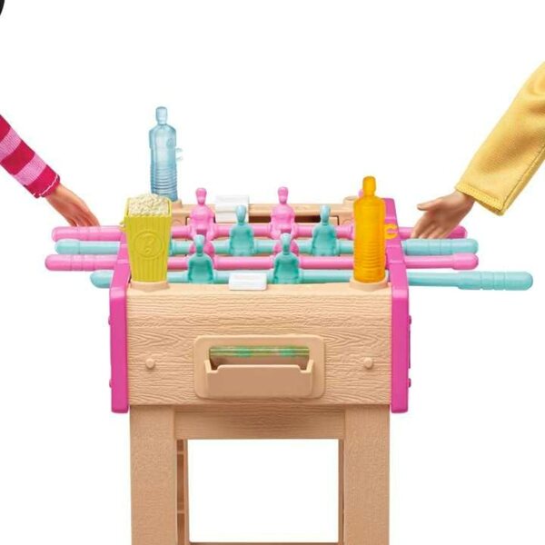 Barbie Babyfoot con Figurina Cane e Accessori, Gioco per Bambini 3-7 Anni