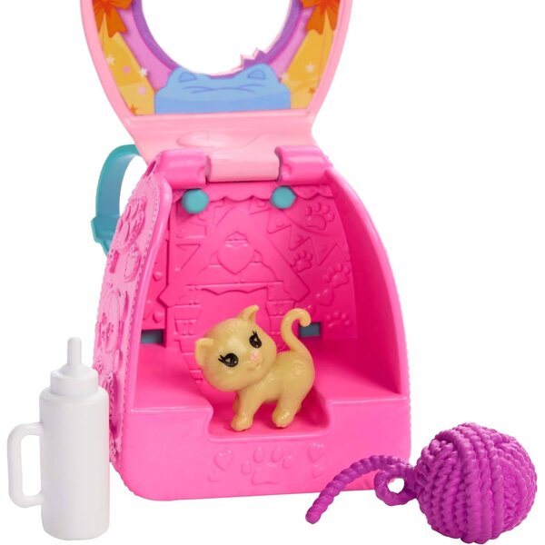Barbie Chelsea Spielrucksack mit brauner Chelsea-Puppe, Accessoires und Accessoires