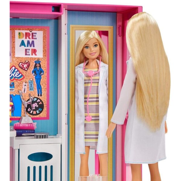 Barbie Dream Closet con 25+ accessori e 4 outfit per giochi di ruolo creativi