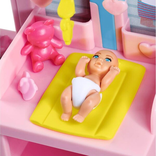 Simba Steffi Love Newborn Baby Room: Schwangere Puppe mit Zubehör für Kinder ab 3 Jahren