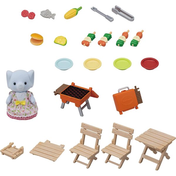 Sylvanian Families The Village – The Elephant Girl Set mit Picknickgrill und Zubehör